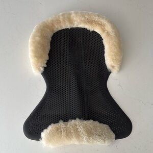 Acavallo Gel w/ Sheepskin Half Pad
